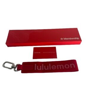 NWT Lululemon Never Lost in Red with a Silver-tones Carabiner clip and key ring